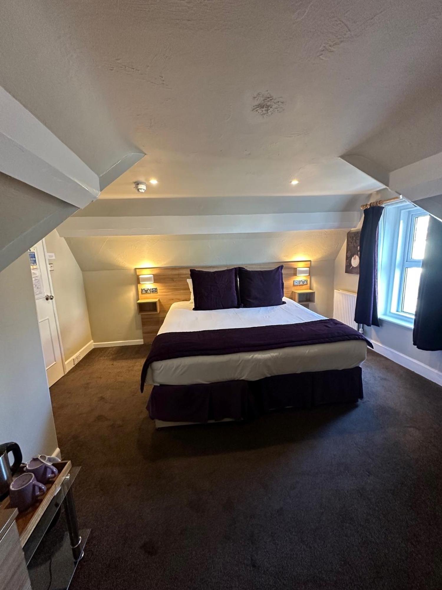 The Chocolate Box Hotel Борнмут Экстерьер фото